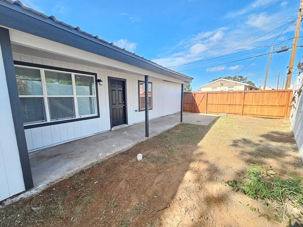 Odessa, TX 79762,307 45th St