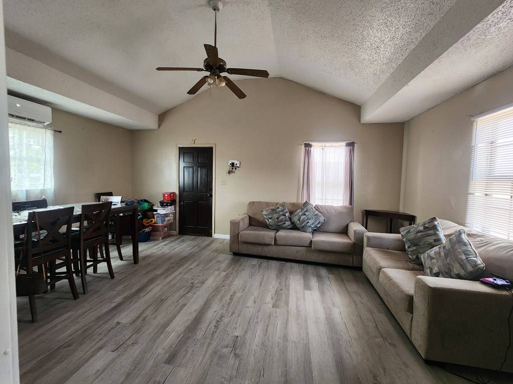Odessa, TX 79761,407 Lindberg