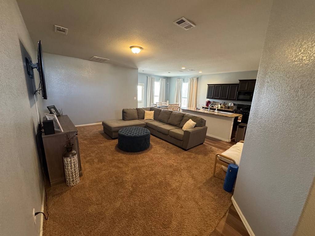 Odessa, TX 79765,6902 Longfellow Ranch