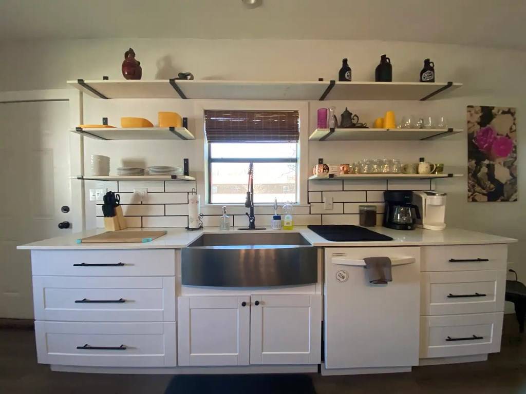 Marathon, TX 79842,109 2nd St