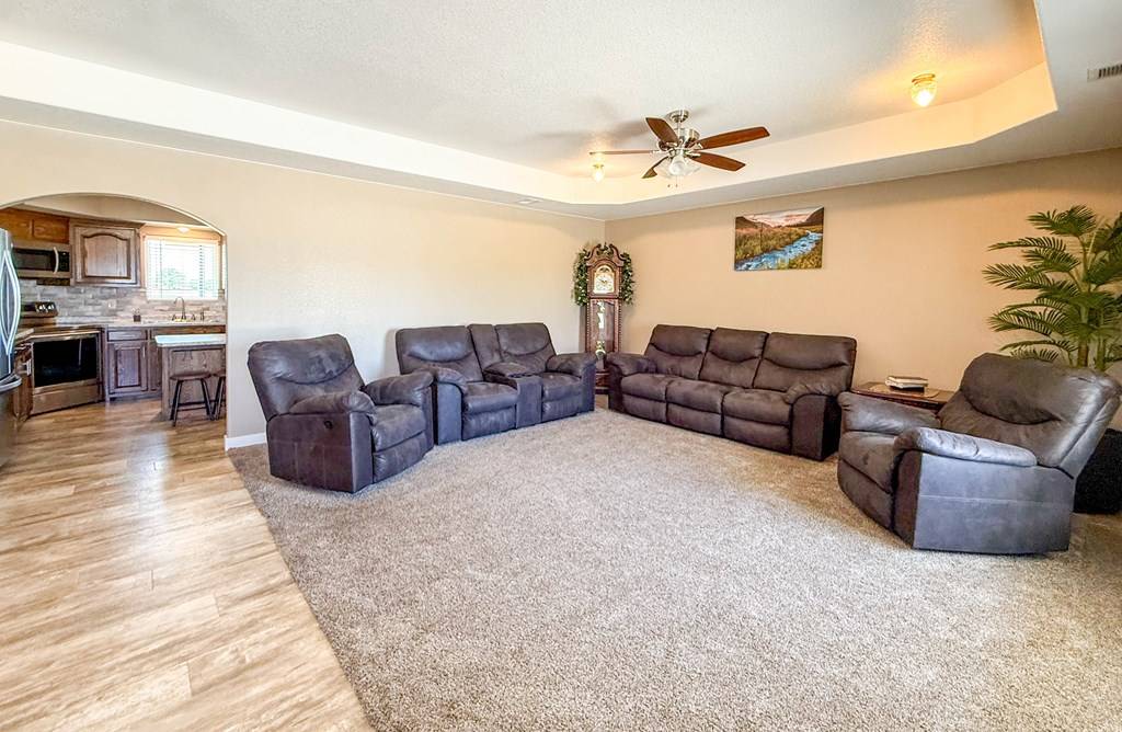 Seminole, TX 79360,305 County Rd 306
