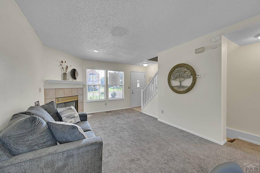 Colorado Springs, CO 80919,6737 Overland