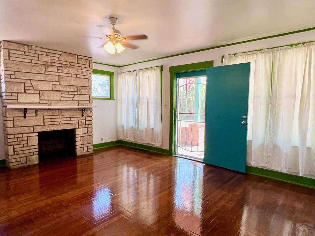 Pueblo, CO 81003,615 21st St