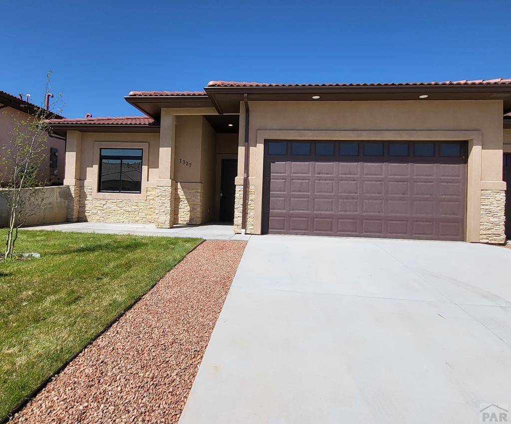 Pueblo, CO 81008,1327 Tierra Berienda