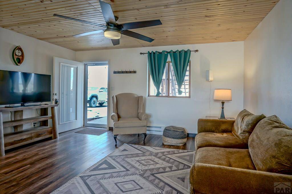 La Veta, CO 81055,5537 Hwy 12