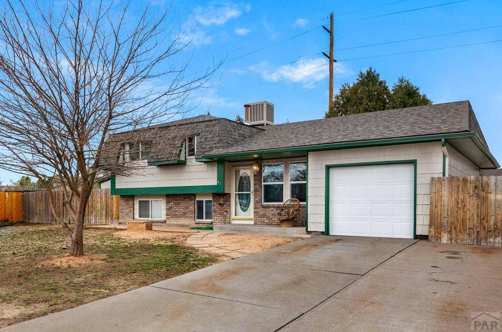 Pueblo, CO 81005,41 Briarwood Place