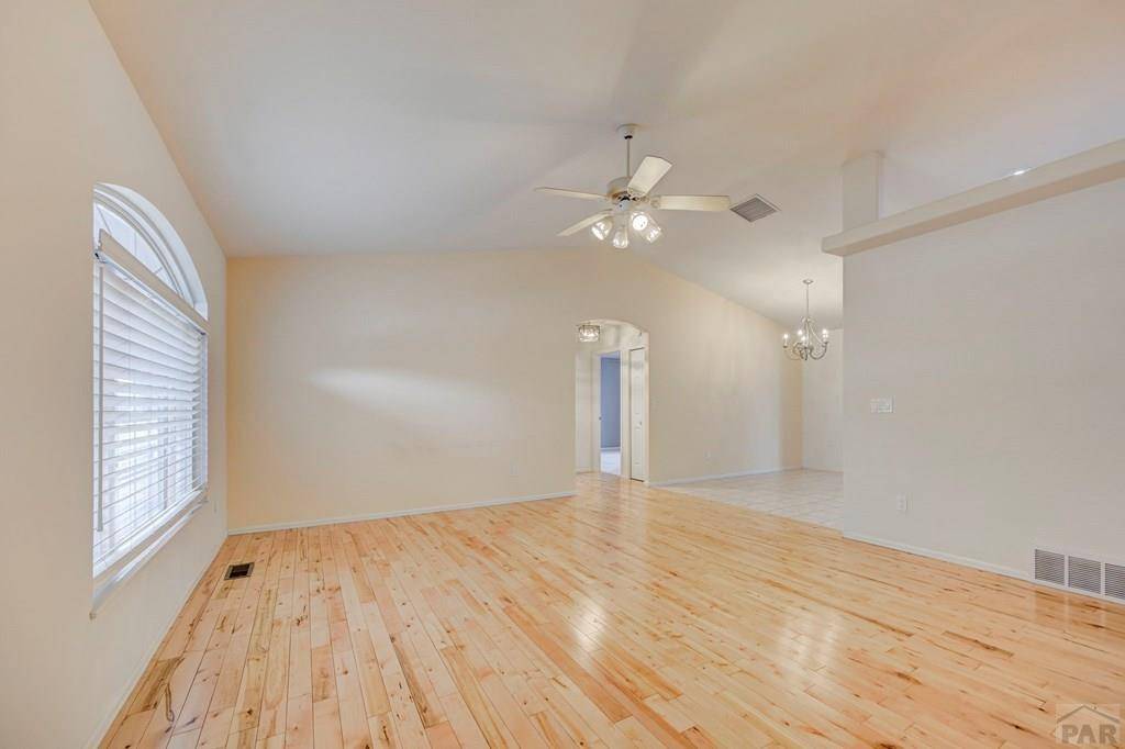 Pueblo West, CO 81007,433 Fairway Dr