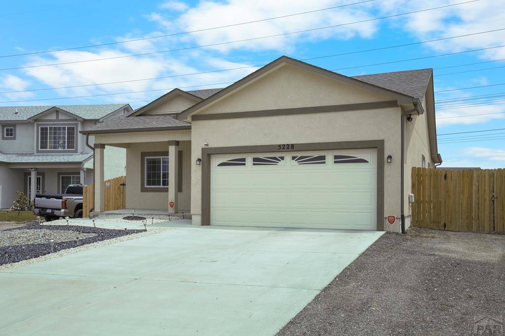 Pueblo, CO 81008,5228 Gannet Lane