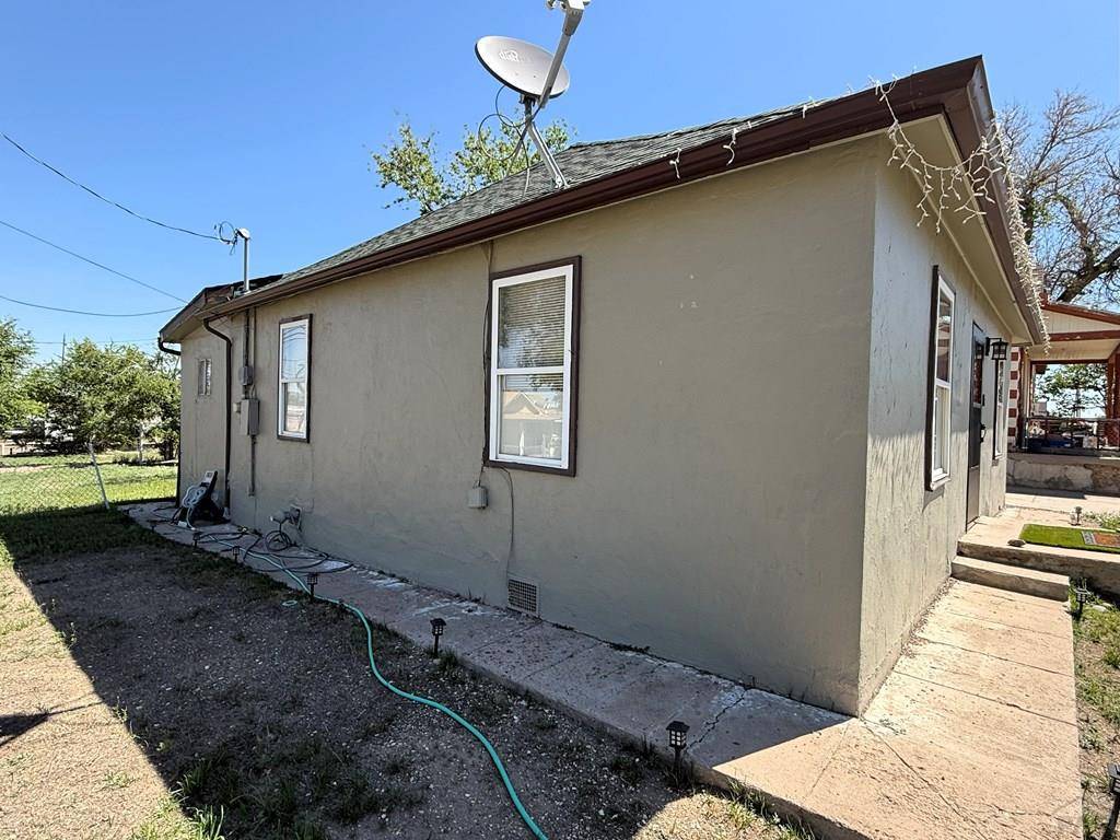 La Junta, CO 81050,609 2nd St