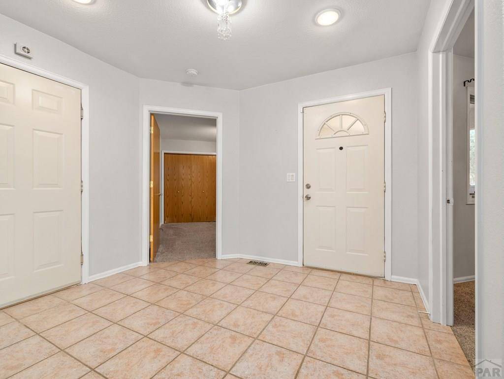 Pueblo West, CO 81007,141 Glenrose Dr