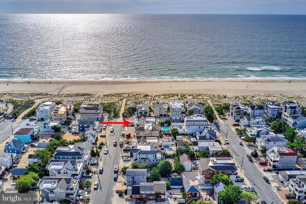 Surf City, NJ 08008,12 N 11TH ST