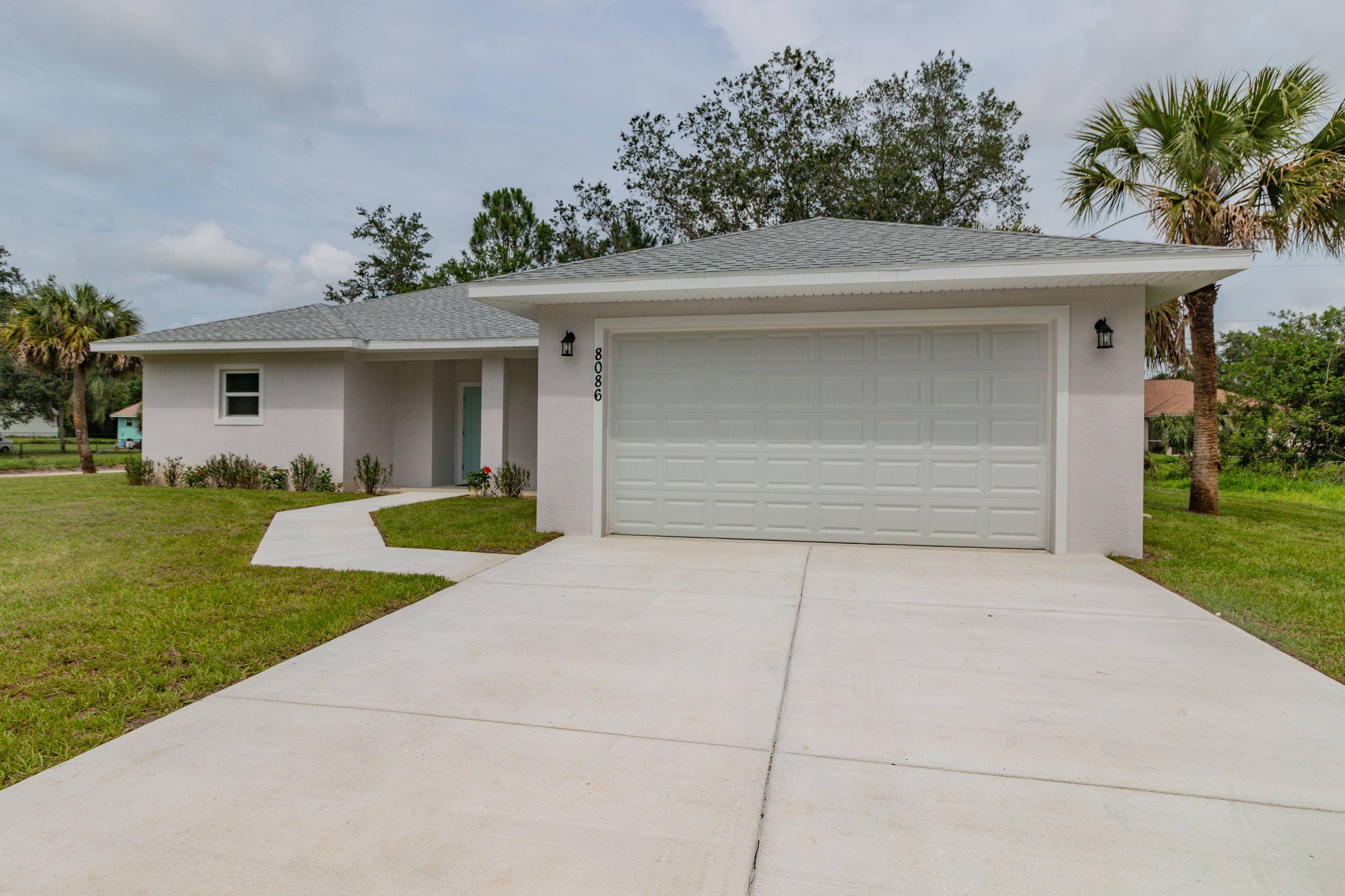 Vero Beach, FL 32967,8086 106 AVE