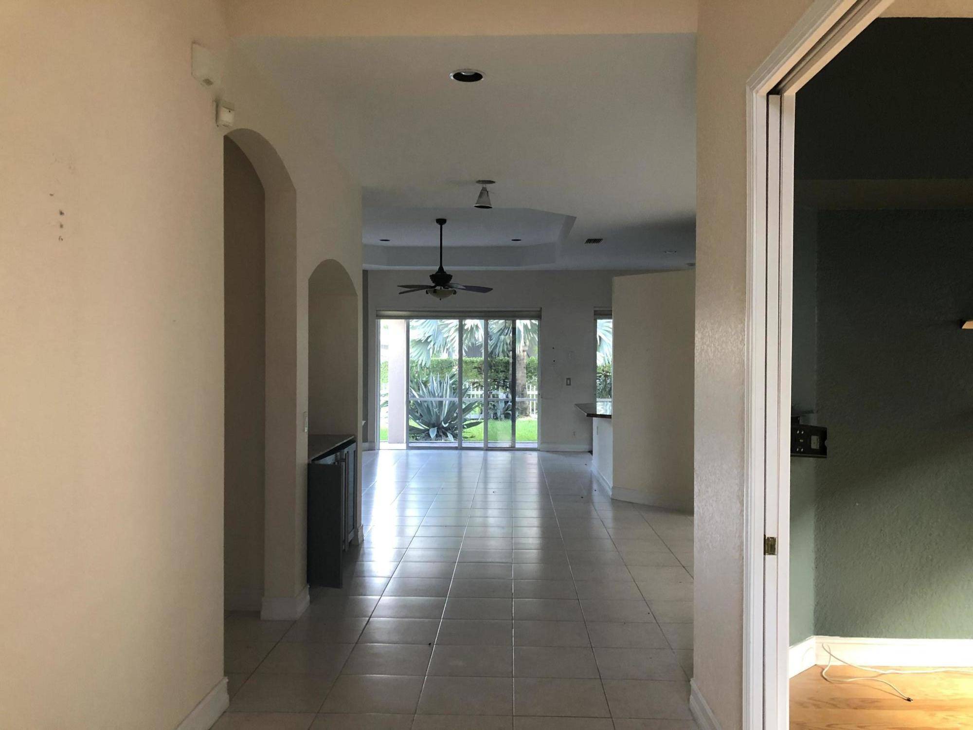 Boynton Beach, FL 33472,8818 Creston LN