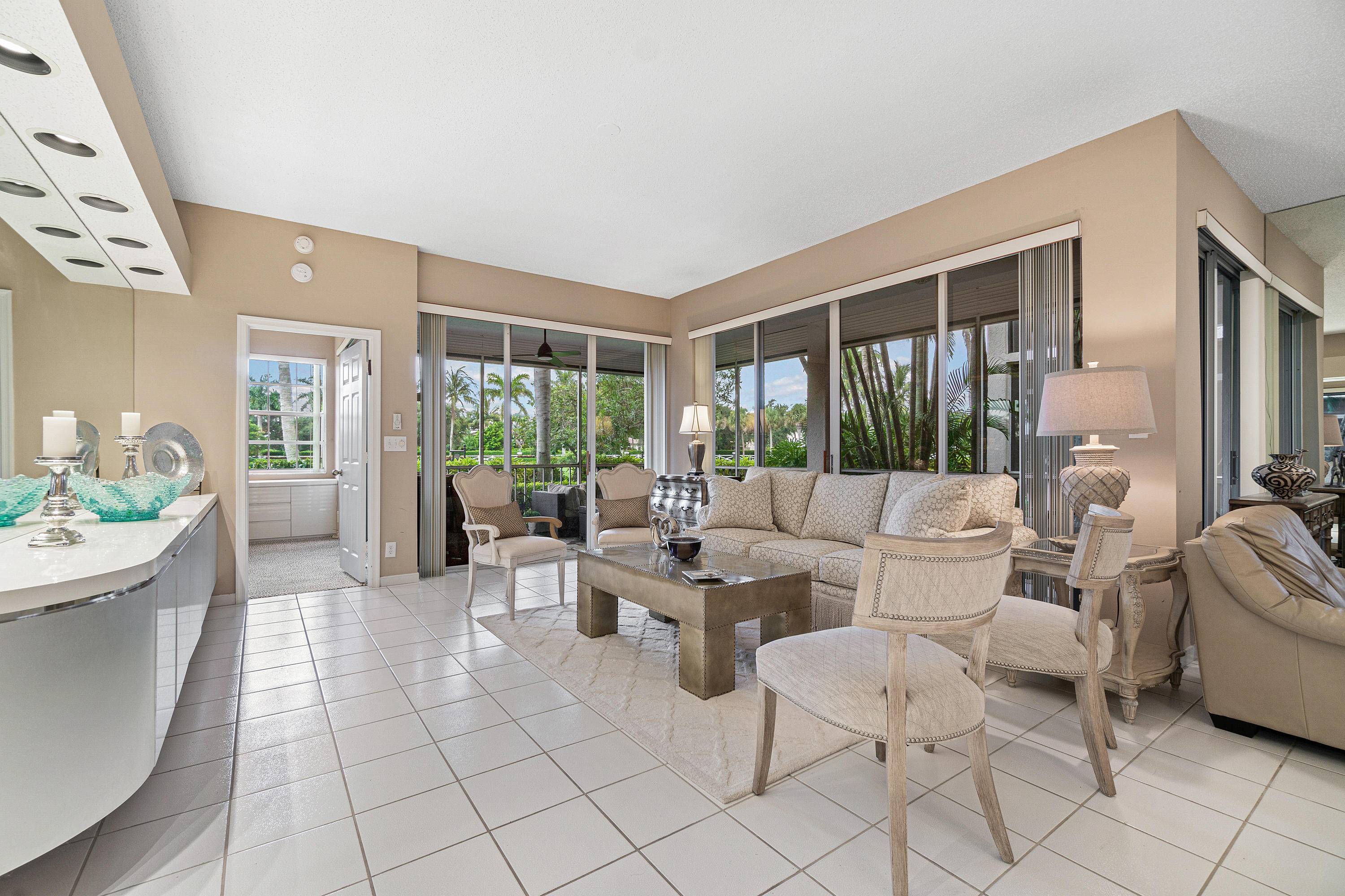 Boca Raton, FL 33496,5184 Lake Catalina DR C