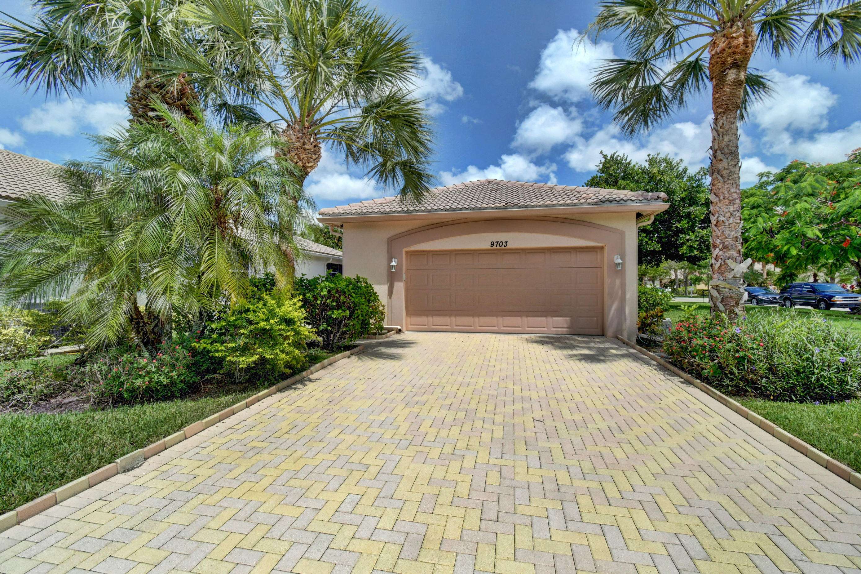 West Palm Beach, FL 33411,9703 Sandpiper LN