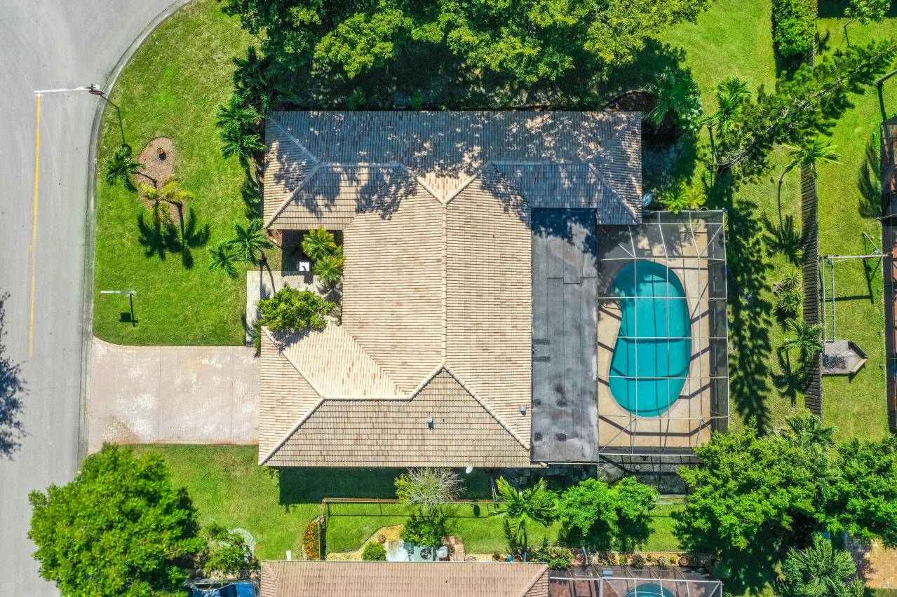 Coral Springs, FL 33071,11099 NW 17th MNR