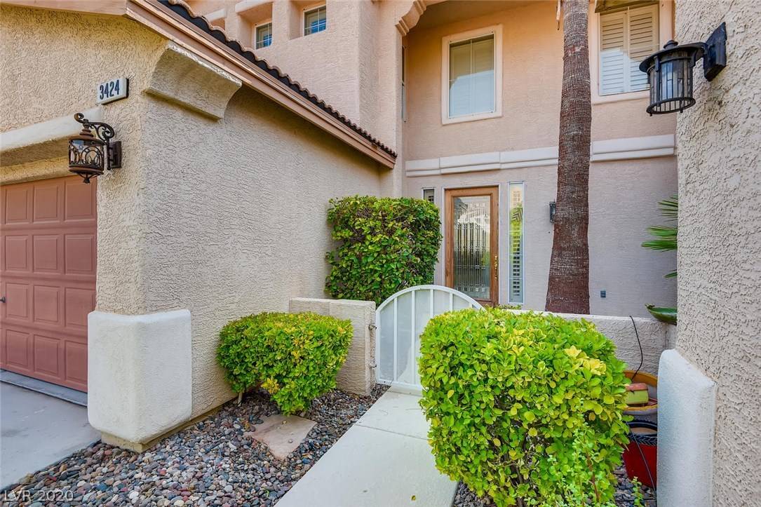 Las Vegas, NV 89129,3424 White Bark Pine Street