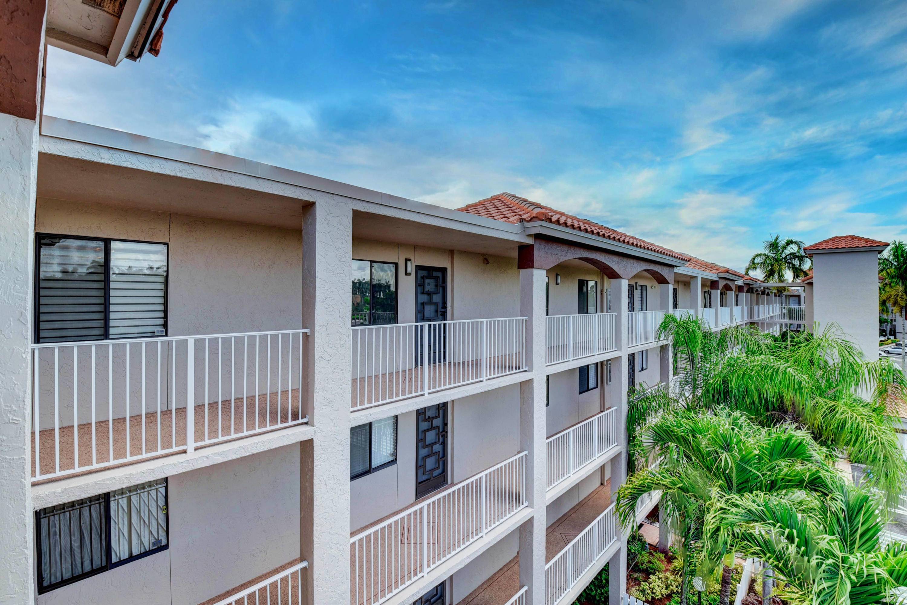 Delray Beach, FL 33484,6065 Pointe Regal CIR 403