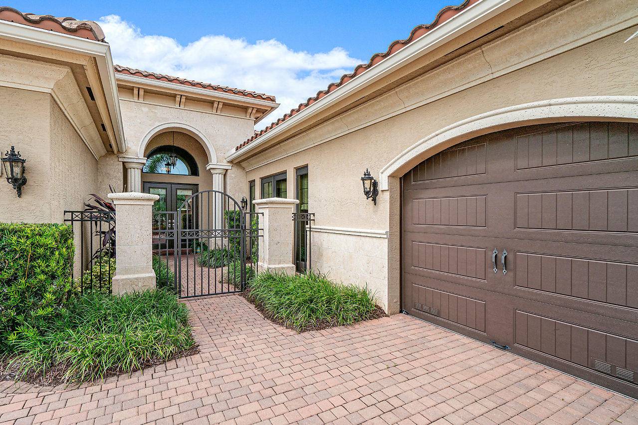 Delray Beach, FL 33446,16929 Pierre CIR