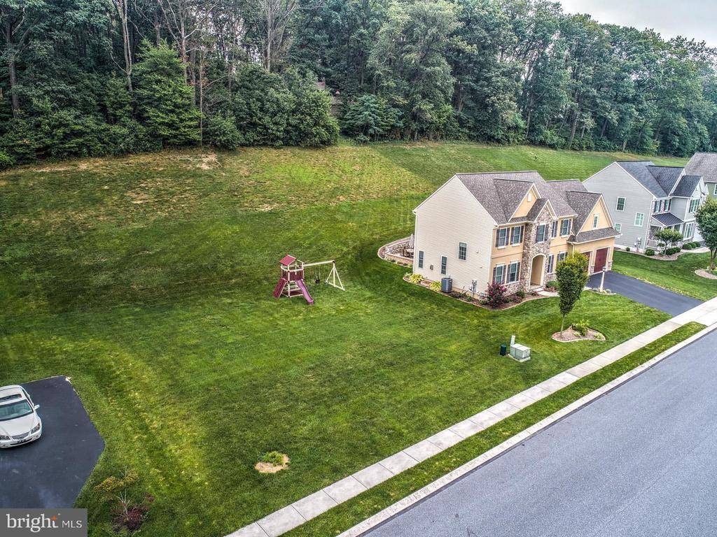 Lancaster, PA 17601,609 EAGLES VIEW