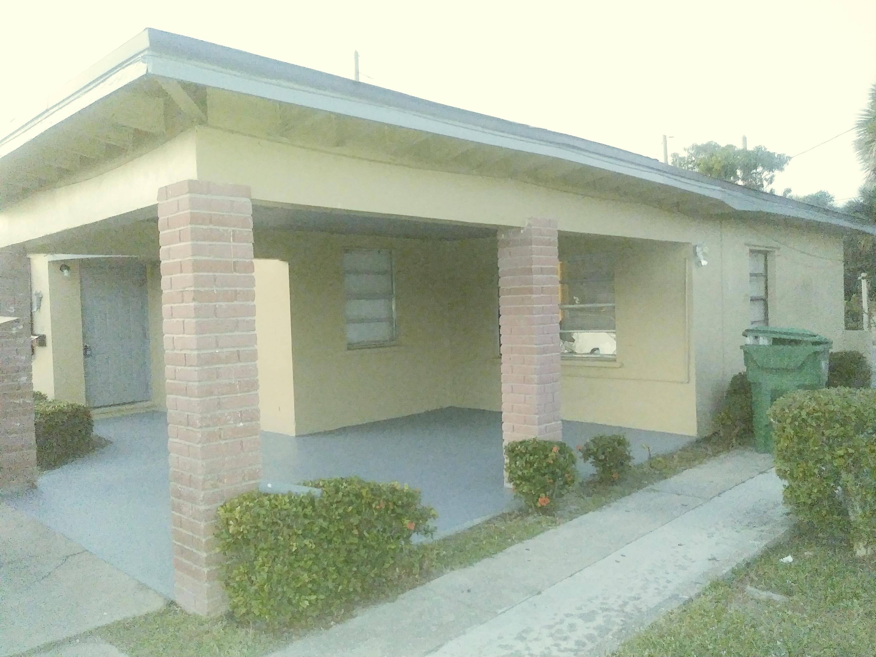 Riviera Beach, FL 33404,168 W 13th ST