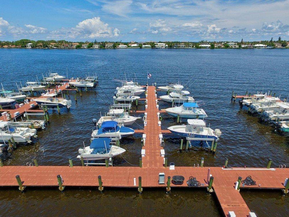 Hypoluxo, FL 33462,140 Yacht Club WAY 103