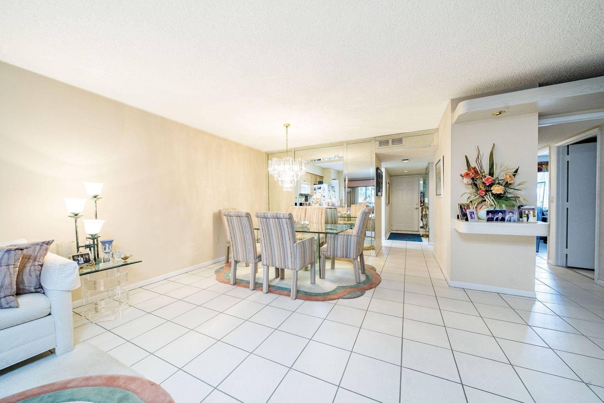 Delray Beach, FL 33484,6065 Pointe Regal CIR 207