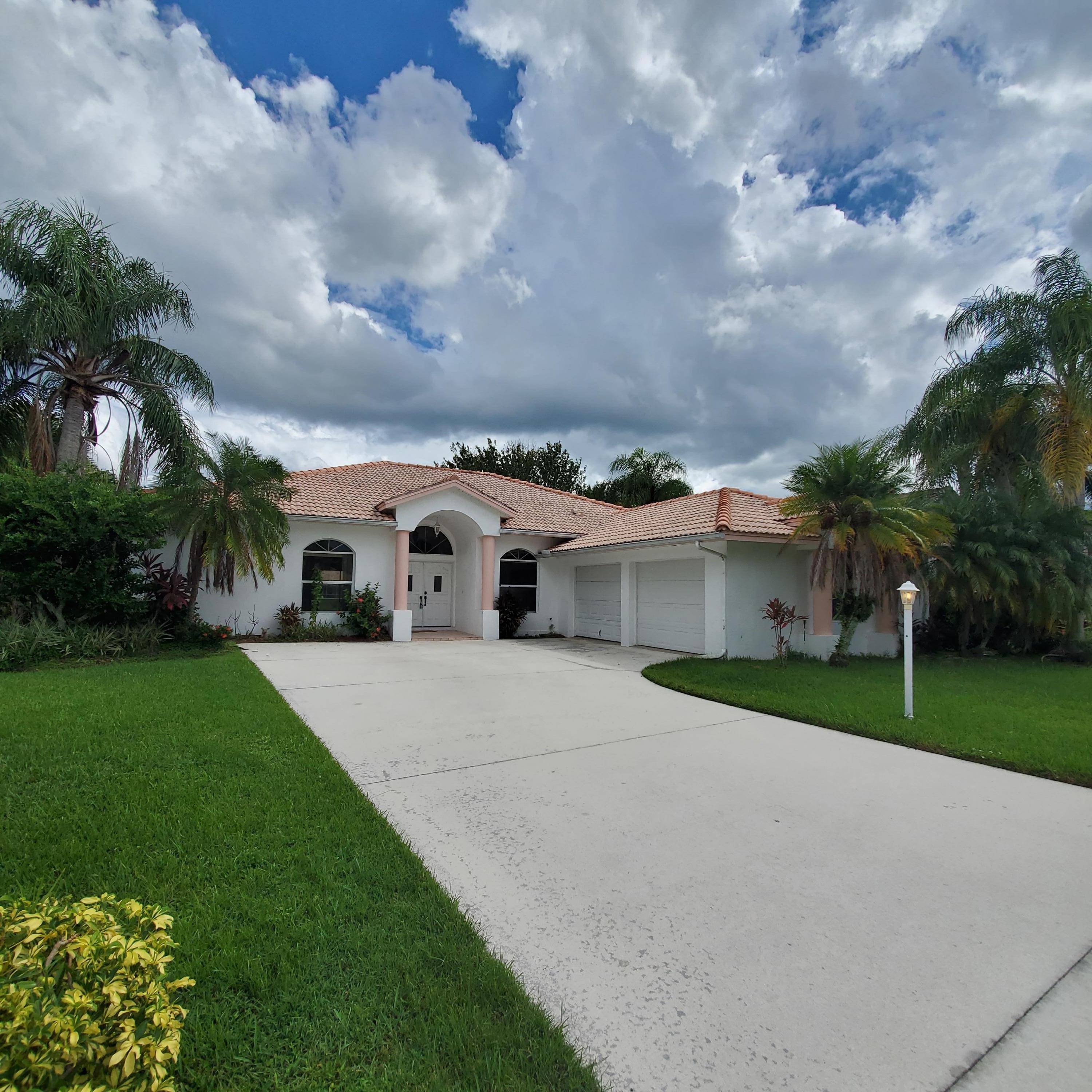 Port Saint Lucie, FL 34986,461 SW Sabalwood CV