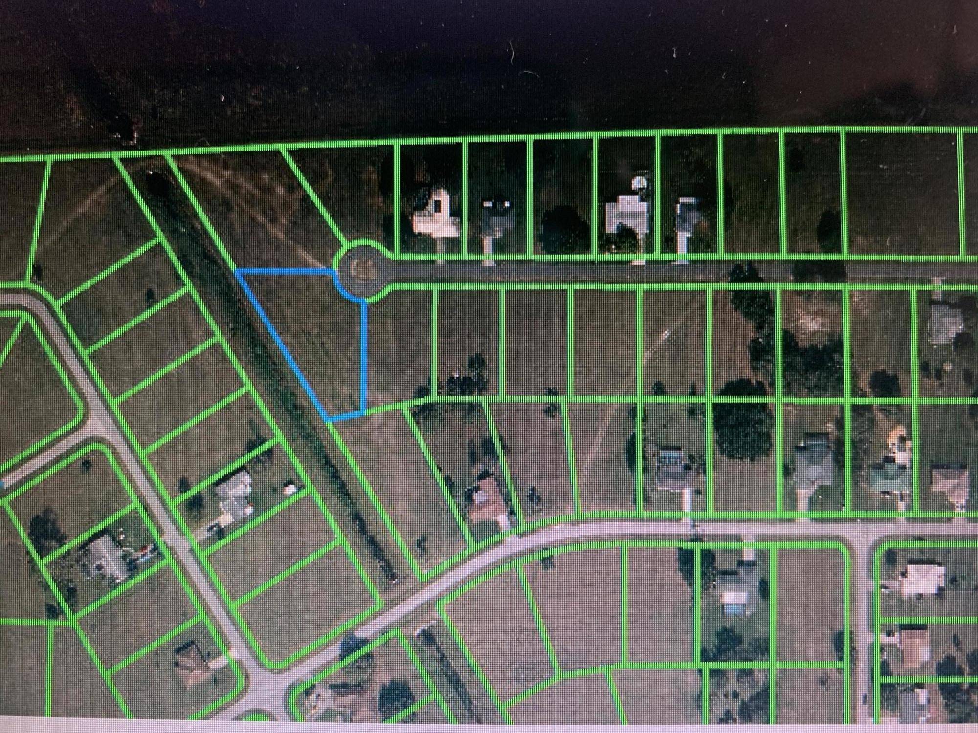 Sebring, FL 33876,7424 Coral Ridge RD 7425