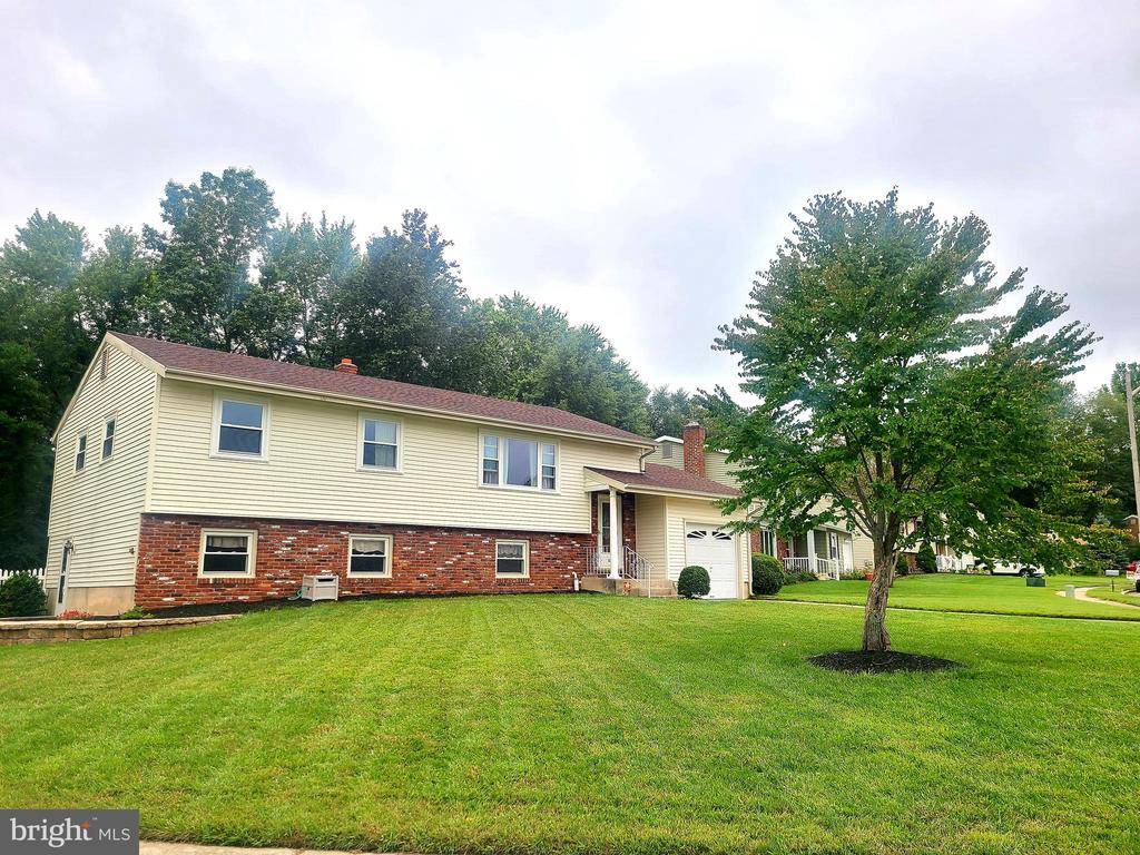 Sewell, NJ 08080,22 ALGONKIN CT