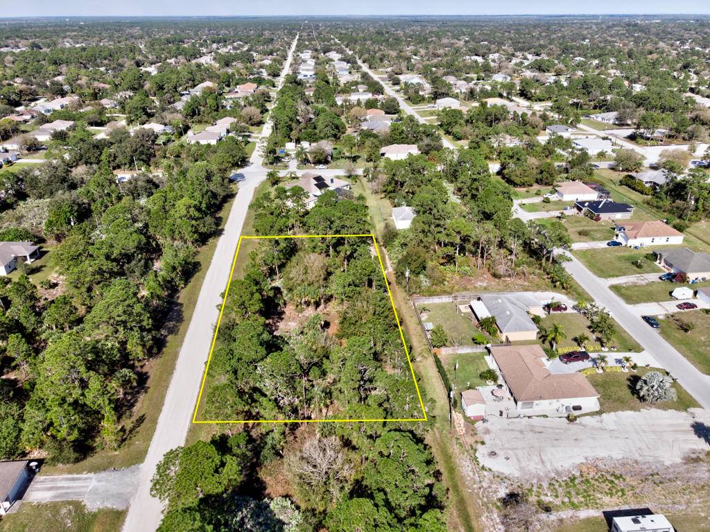 Vero Beach, FL 32967,7836 102nd CT