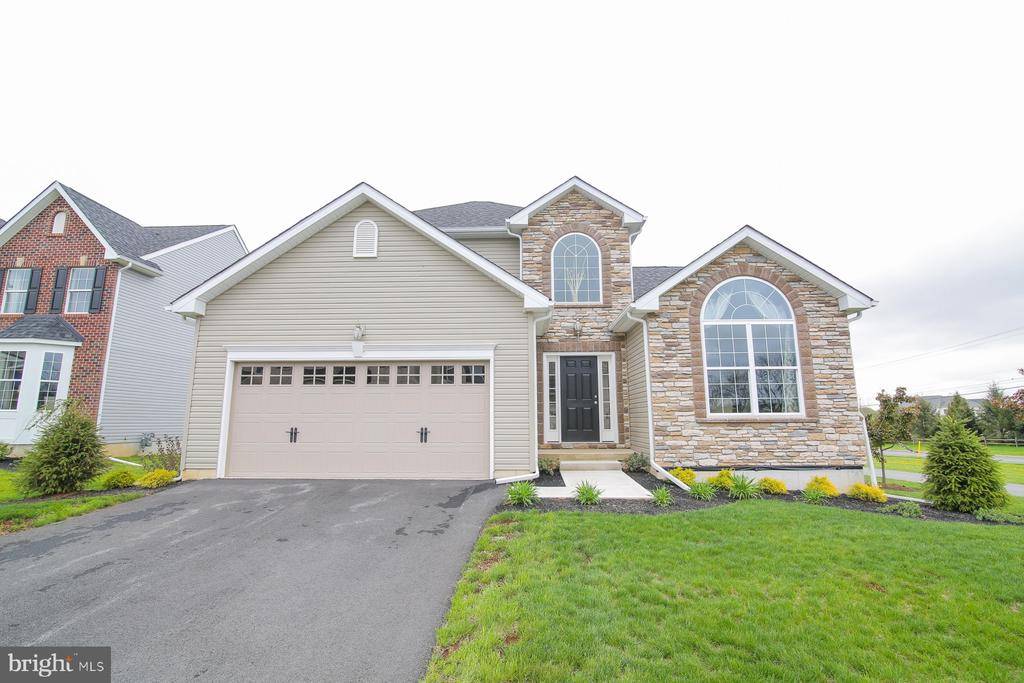 Quakertown, PA 18951,1088 MEADOWVIEW DR #CV 23