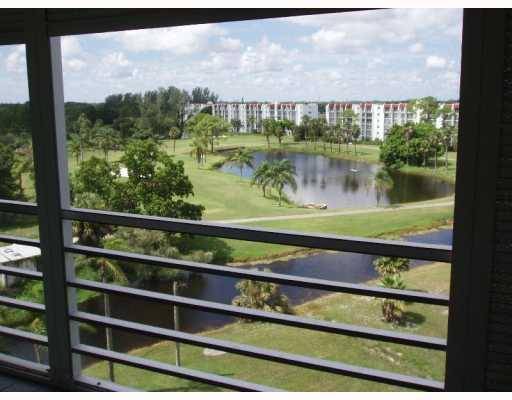 Lake Worth, FL 33467,3465 Via Poinciana 602