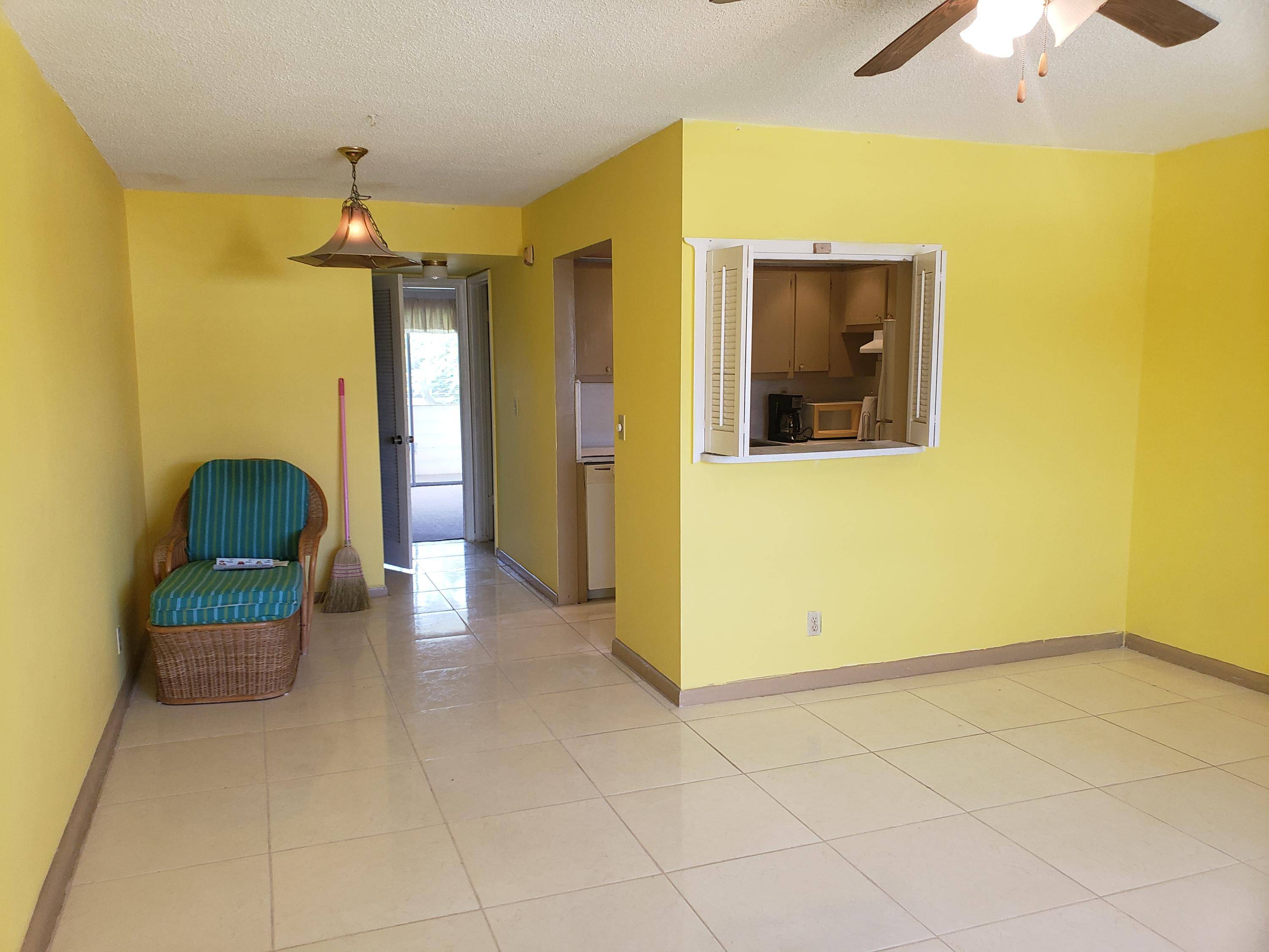 West Palm Beach, FL 33417,119 E Andover