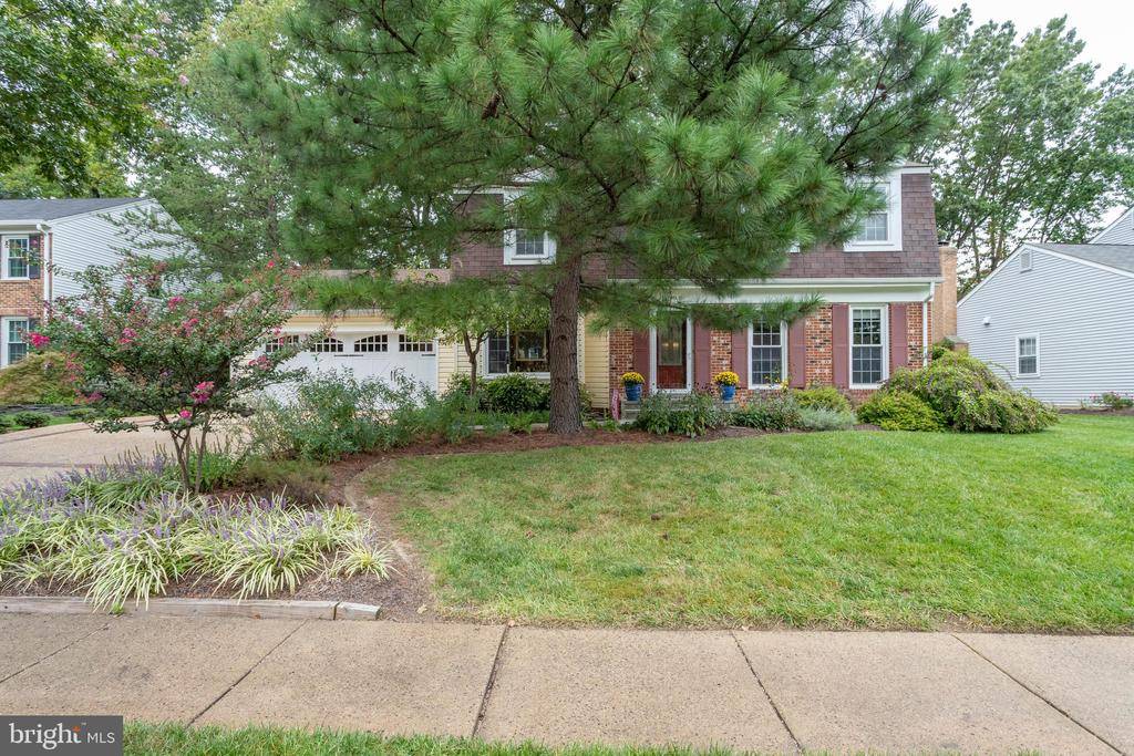 Springfield, VA 22153,9008 PENN MANOR CT