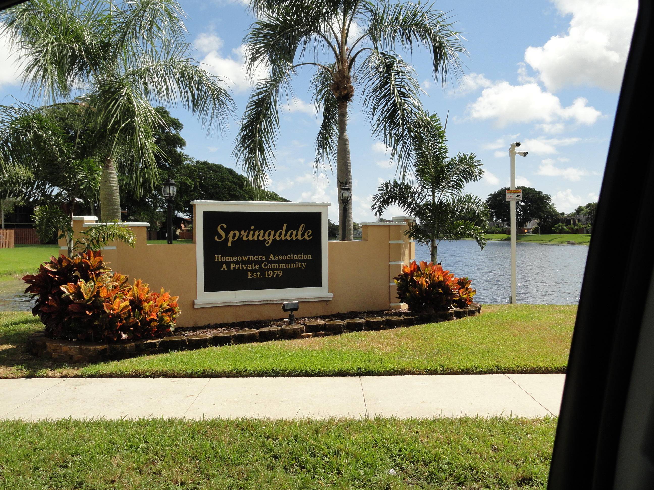 Palm Springs, FL 33461,274 Springdale CIR