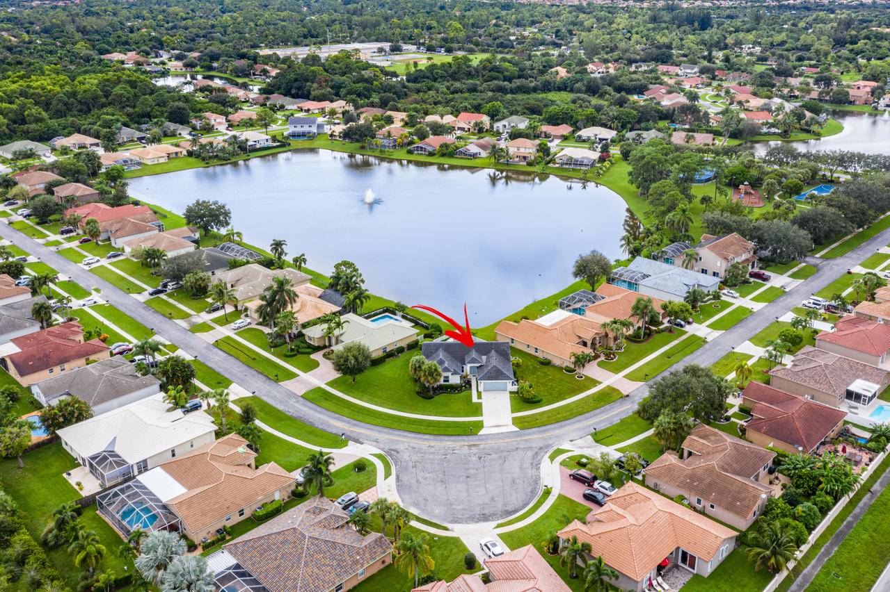 Lake Worth, FL 33467,3833 Cypress Lake DR