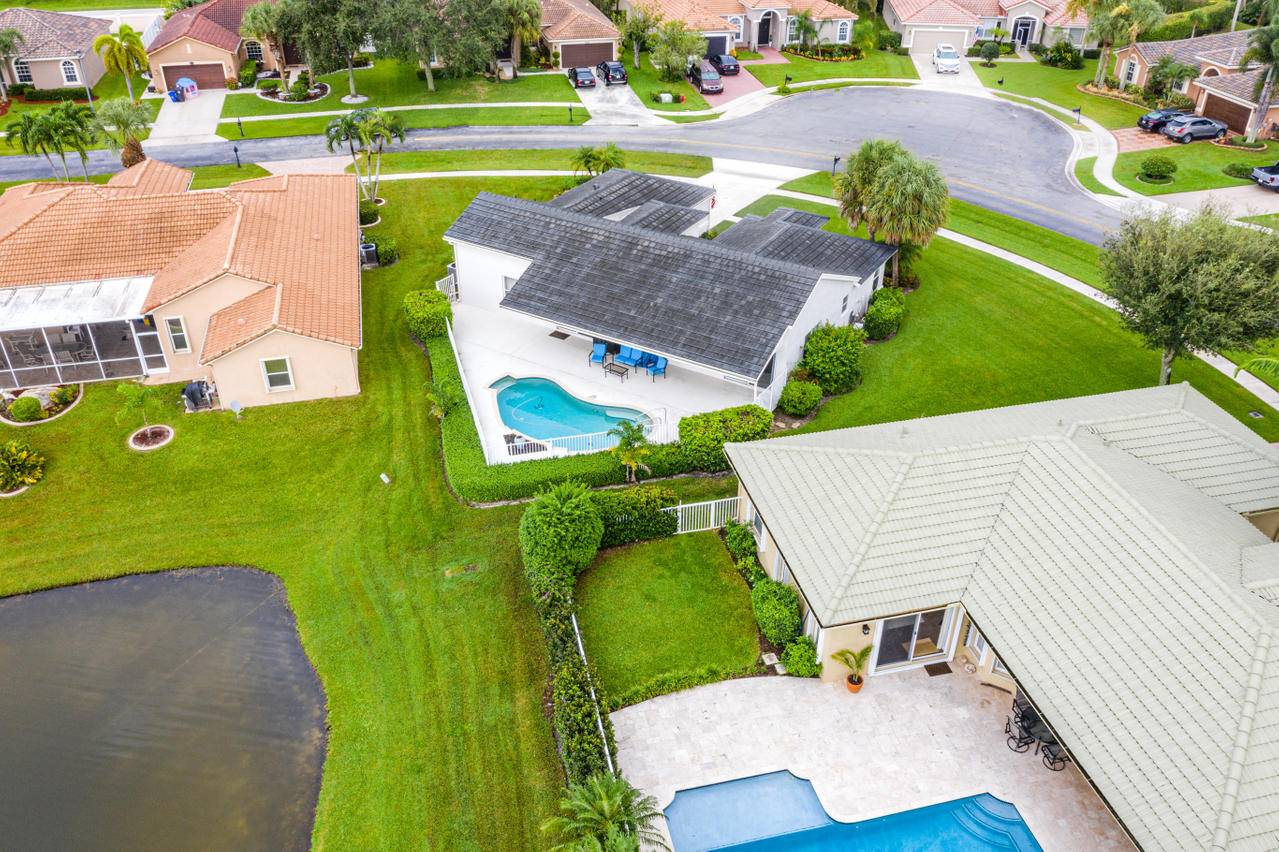 Lake Worth, FL 33467,3833 Cypress Lake DR