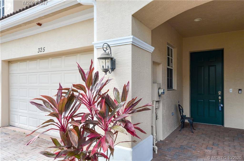 Stuart, FL 34997,325 SW Otter Run PL