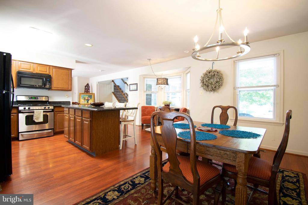 Laurel, MD 20723,9330 KINGS POST CT