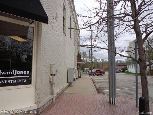 Pinckney Vlg, MI 48169,102 W MAIN STREET