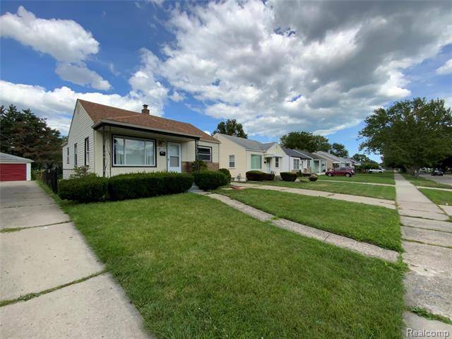 Harper Woods, MI 48225,18723 WOODLAND ST