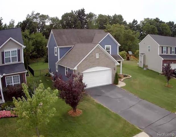 South Lyon, MI 48178,10888 Ridgestone DR