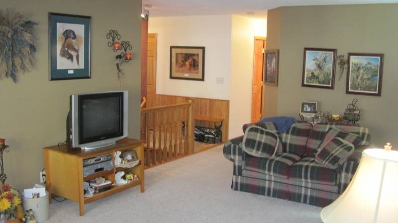 Onalaska, WI 54650,715 PLEASANT CT