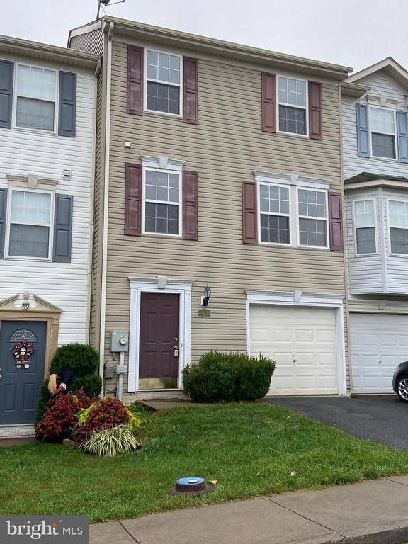 Martinsburg, WV 25403,61 THORNBERRY DR