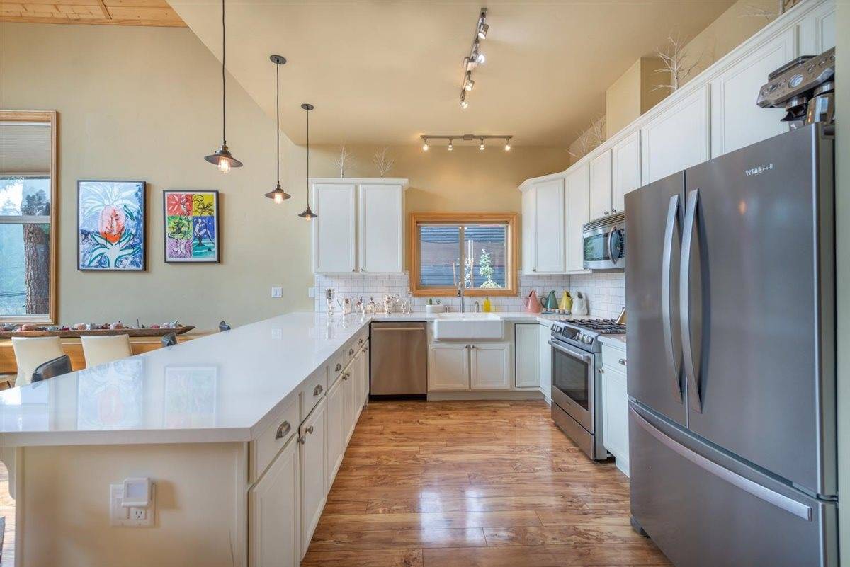 Truckee, CA 96161-1122,12091 Northwoods Boulevard