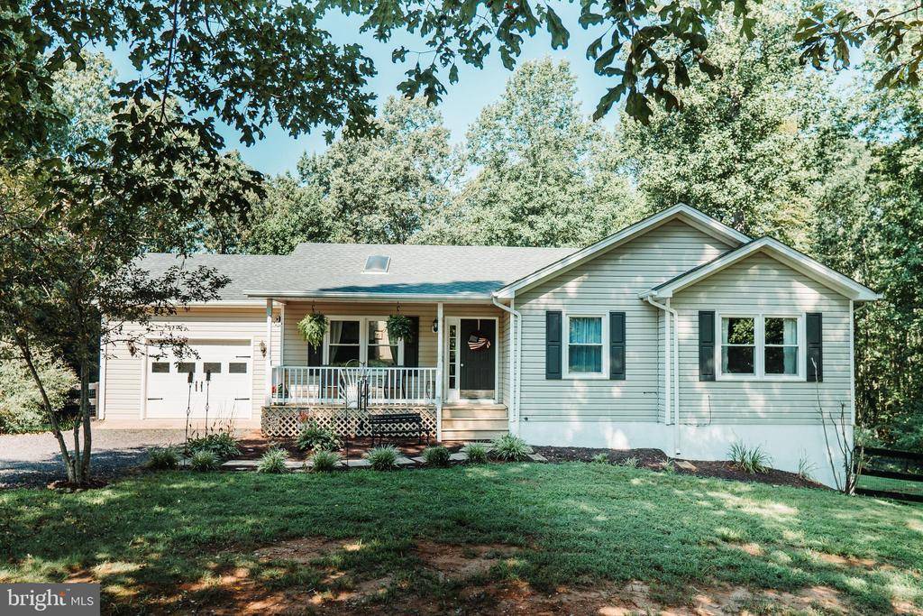 Reva, VA 22735,5932 RIVERBEND LN