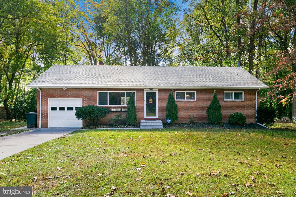 Clementon, NJ 08021,163 OAK LN