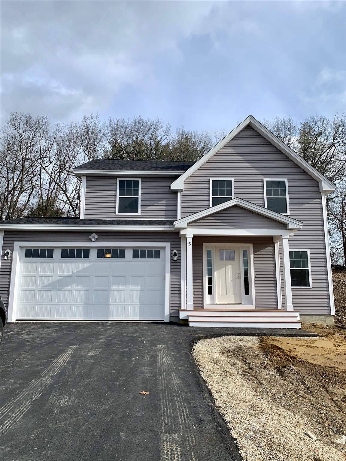 Somersworth, NH 03878,5 Cattail CIR #Lot 72