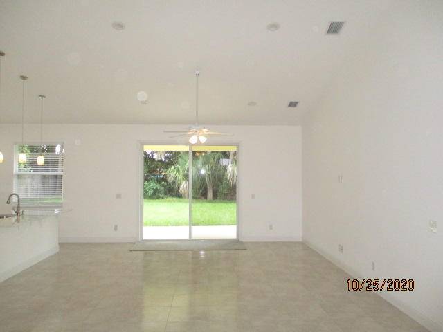 Jensen Beach, FL 34957,1623 NE Arch AVE